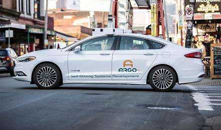 福特高管：無人駕駛汽車的混合動力比純電動好